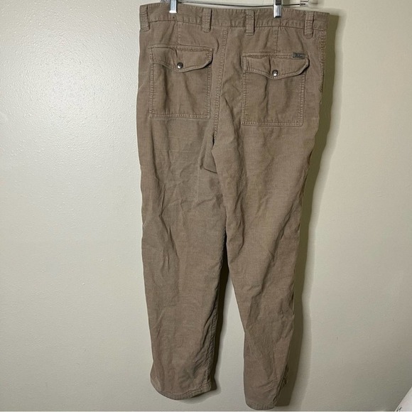 1980's Style Woolrich Corduroy Cargo Pants Tan Khaki Color Size 34/32 - Picture 1 of 8